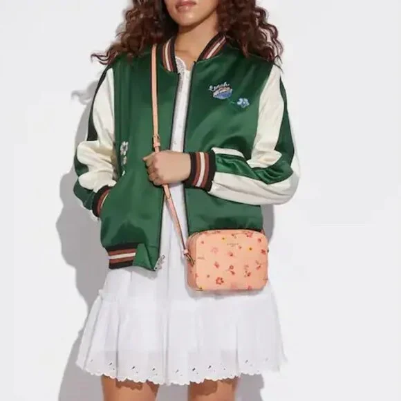 Coach c8699 Mini Camera Bag With Mystical Floral Print c8699 Faded Blush… - Picture 4 of 16